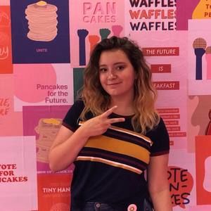 Meet your Posher, Libby